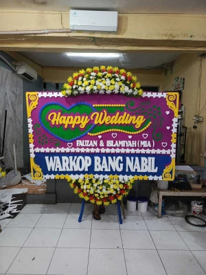 Papan Bunga di Kramat